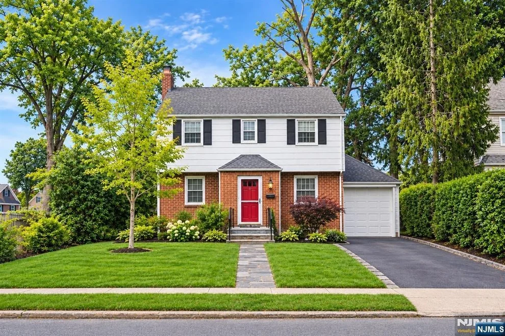 Unit for sale at 236 Ross, Hackensack, NJ 07601