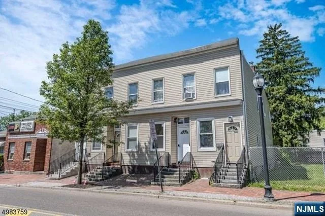 Unit for sale at 1099-1101 Ringwood, Wanaque, NJ 07420
