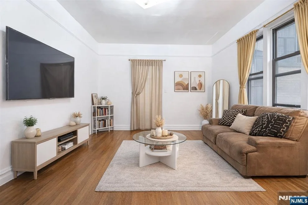 Unit for sale at 270 Harrison, Jersey City, NJ 07304