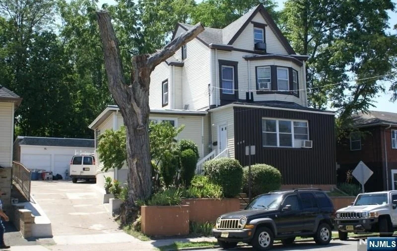 Unit for sale at 325-327 Broadway, Paterson, NJ 07522