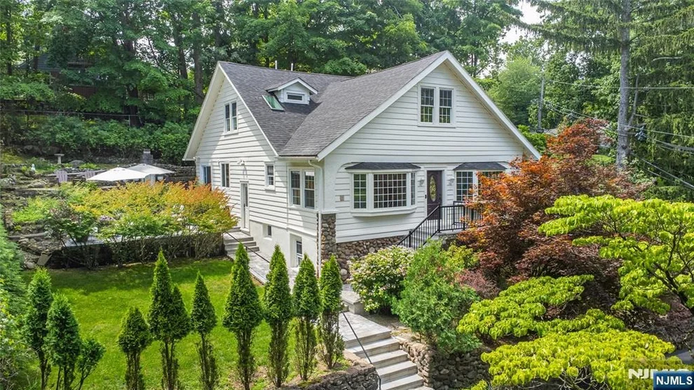 Unit for sale at 8 Birchwood, North Caldwell, NJ 07006