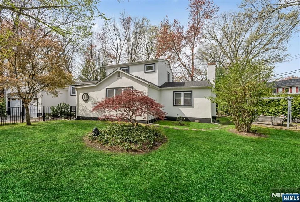 Unit for sale at 80 Harrington, Closter, NJ 07624