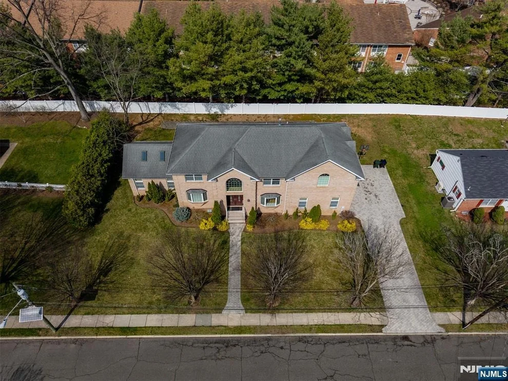 Unit for sale at 683 Victoria, Paramus, NJ 07652