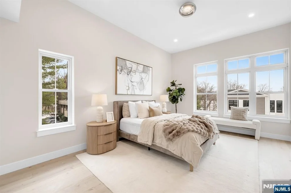 Unit for sale at 188 Broadway, Woodcliff Lake, NJ 07677