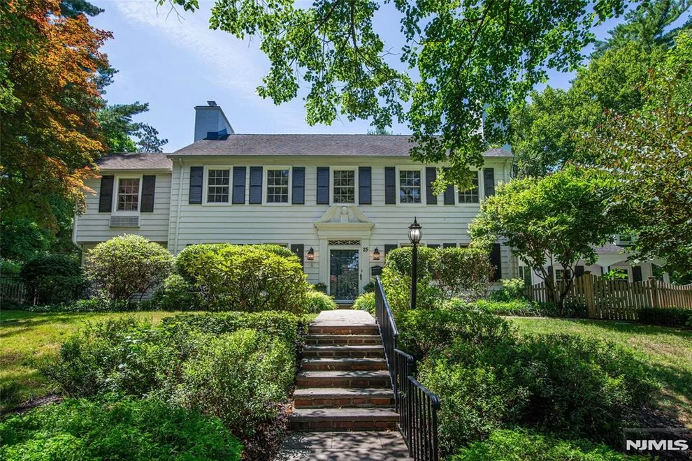 Unit for sale at 25 West, Millburn, NJ 07078