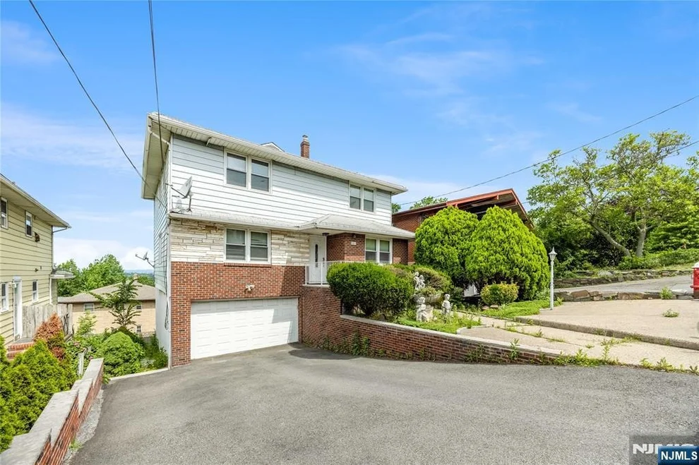 Unit for sale at 261 10th, Palisades Park, NJ 07650
