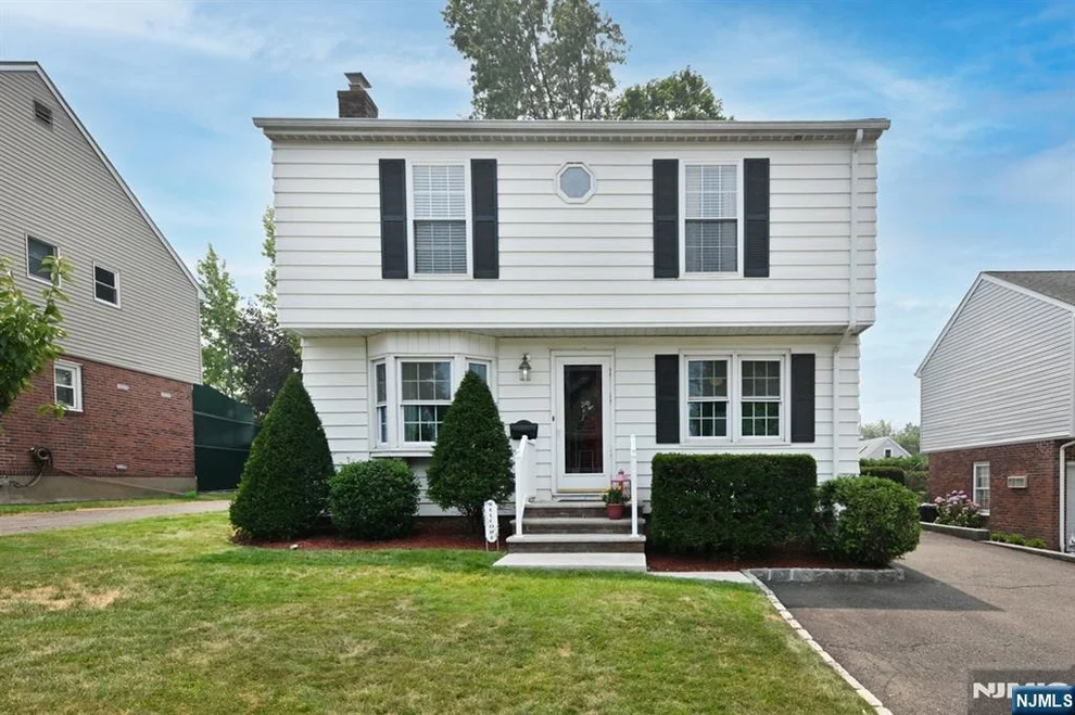 Unit for sale at 182 Roosevelt, Maywood, NJ 07607