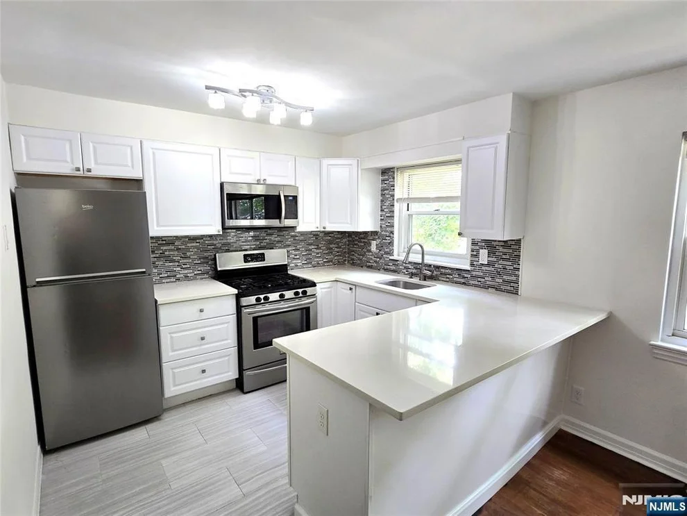 Unit for sale at 465 Maple Hill, Hackensack, NJ 07601