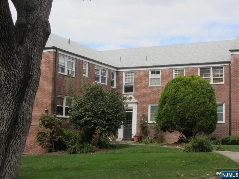 Unit for sale at 349 Bloomfield, Verona, NJ 07044