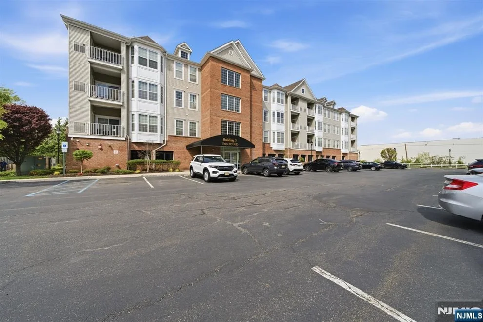 Unit for sale at 3120 Cory, Elmwood Park, NJ 07407