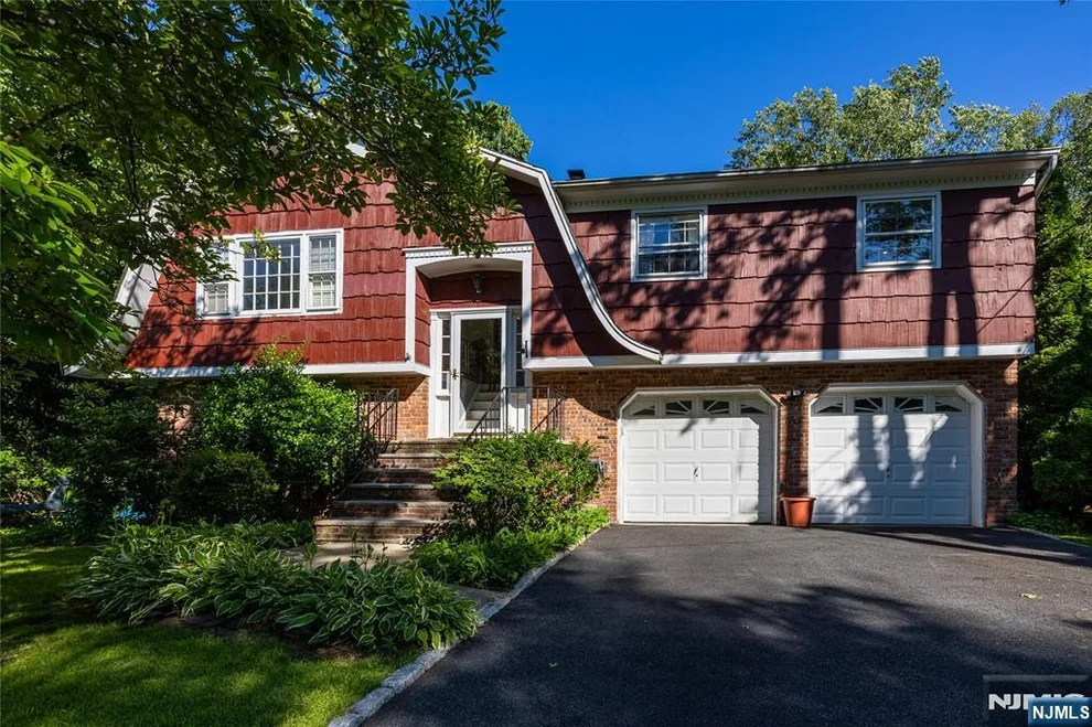Unit for sale at 52 Aspen, West Milford, NJ 07480