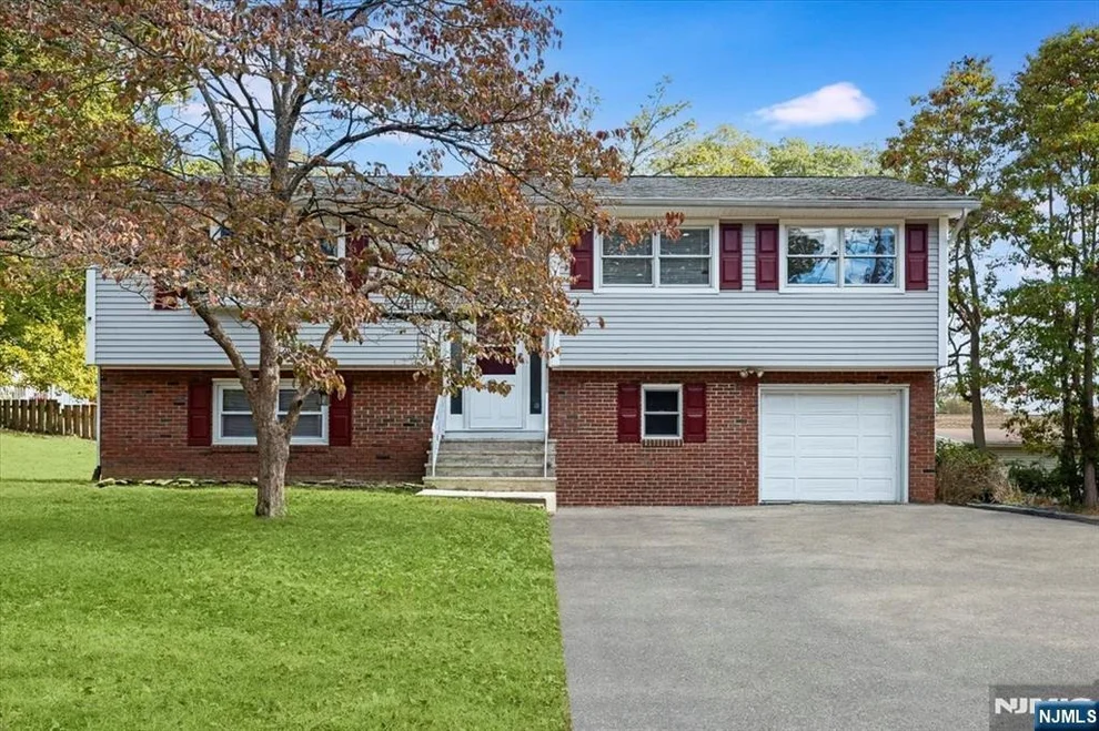 Unit for sale at 145 Schwarz, Jefferson Township, NJ 07849