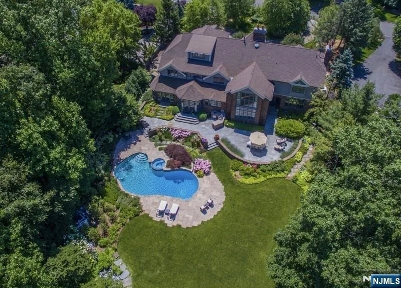 Unit for sale at 54 Hamilton, North Caldwell, NJ 07006