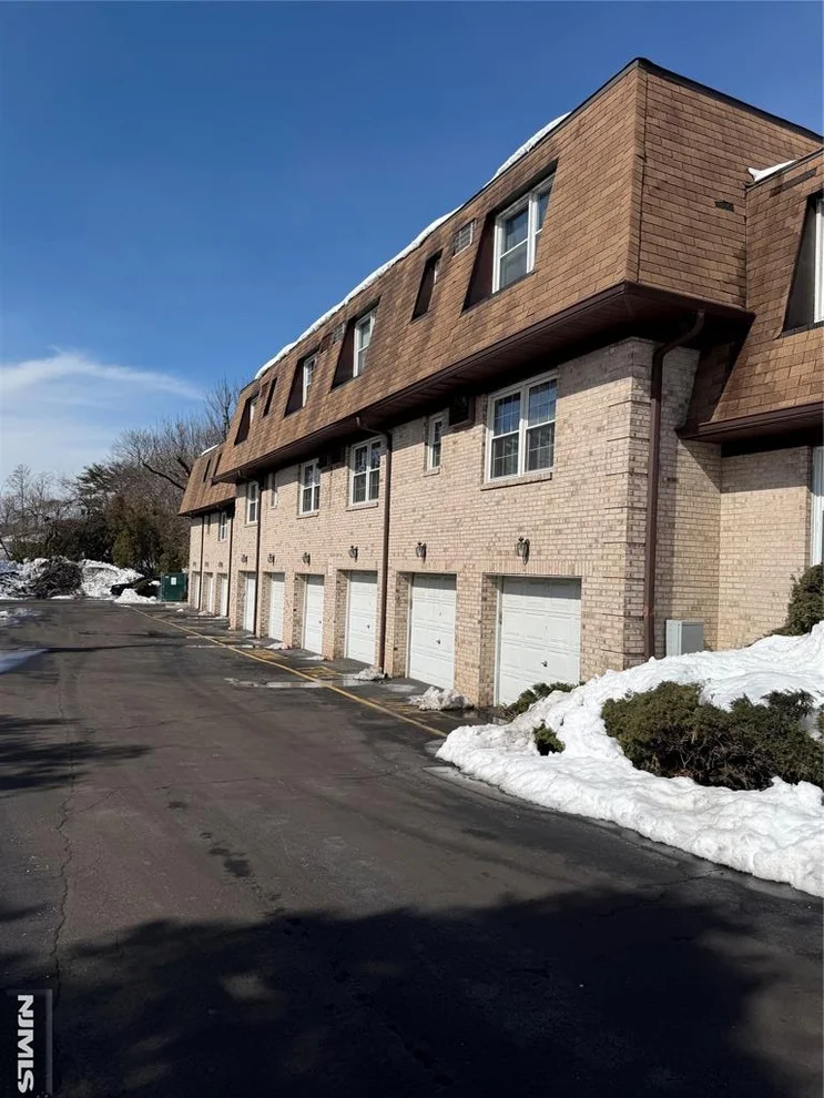 Unit for sale at 184 S Washington, Bergenfield, NJ 07621