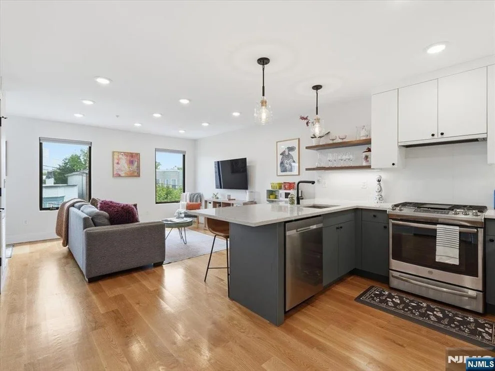 Unit for sale at 22 Lincoln, Jersey City, NJ 07307