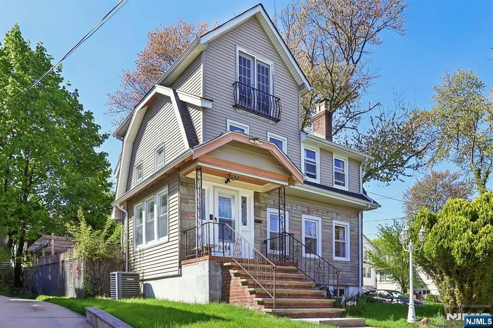 Unit for sale at 1494 Endicott, Teaneck, NJ 07666