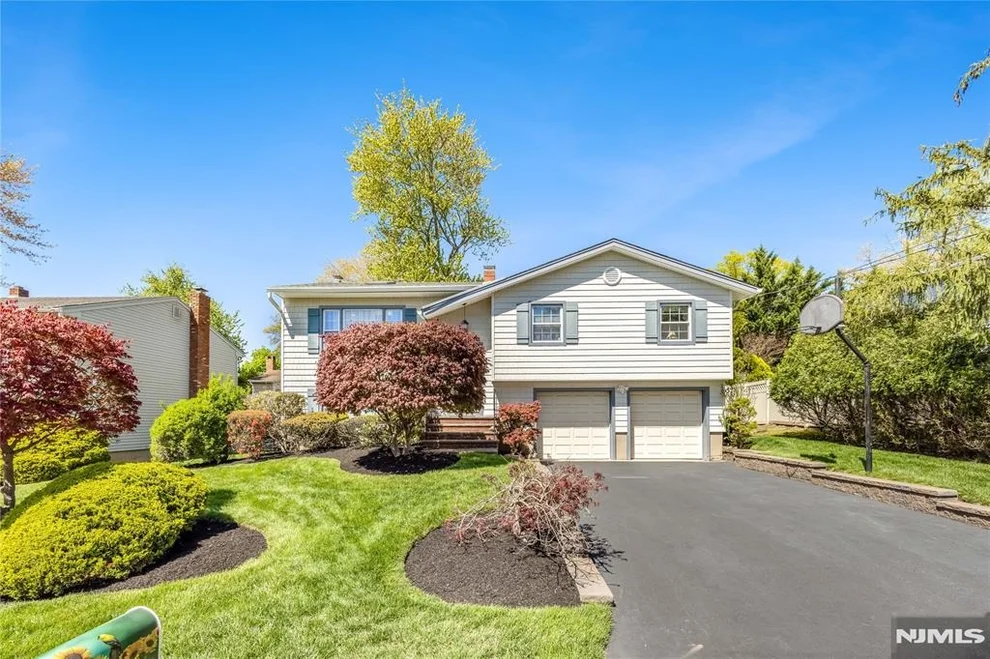 Unit for sale at 24 Hopper, Westwood, NJ 07675