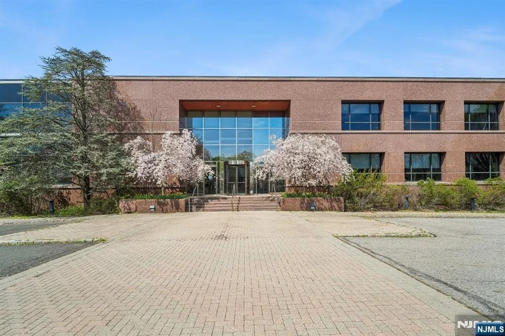 Unit for sale at 1000 Sylvan, Englewood Cliffs, NJ 07632