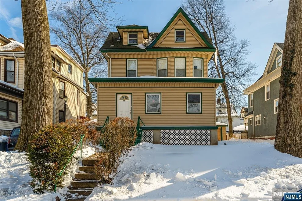 Unit for sale at 759 Parker, Newark, NJ 07104