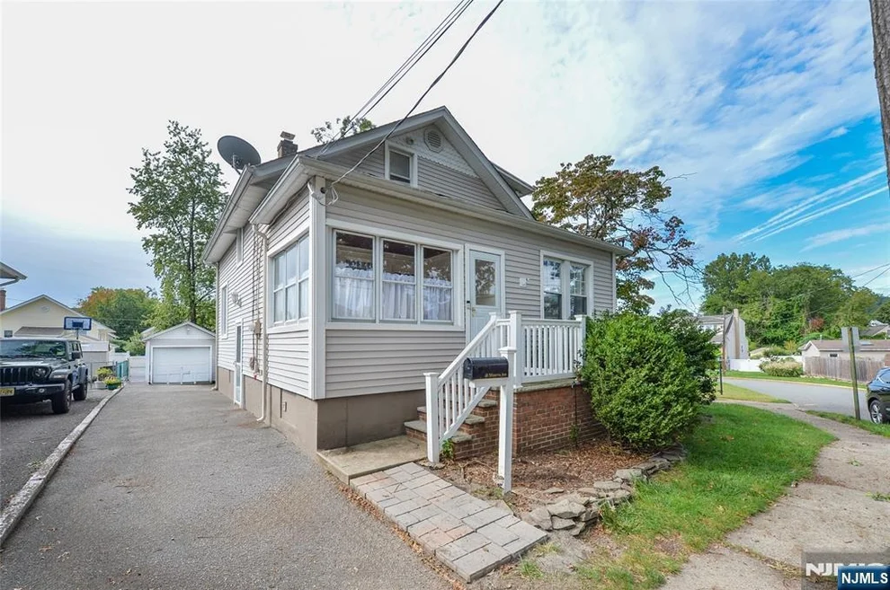 Unit for sale at 18 Minerva, Hawthorne, NJ 07506