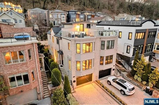 Unit for sale at 48 Myrtle, Edgewater, NJ 07020