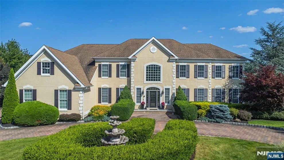 Unit for sale at 108 Finch, Ringwood, NJ 07456