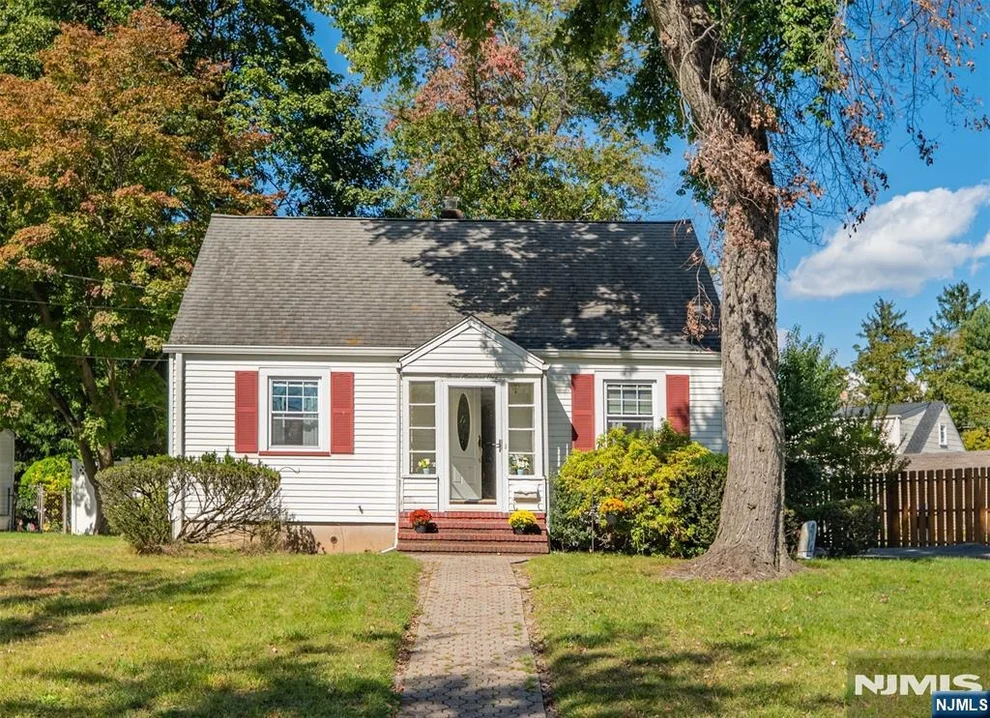 Unit for sale at 301 Birchwood, New Milford, NJ 07646