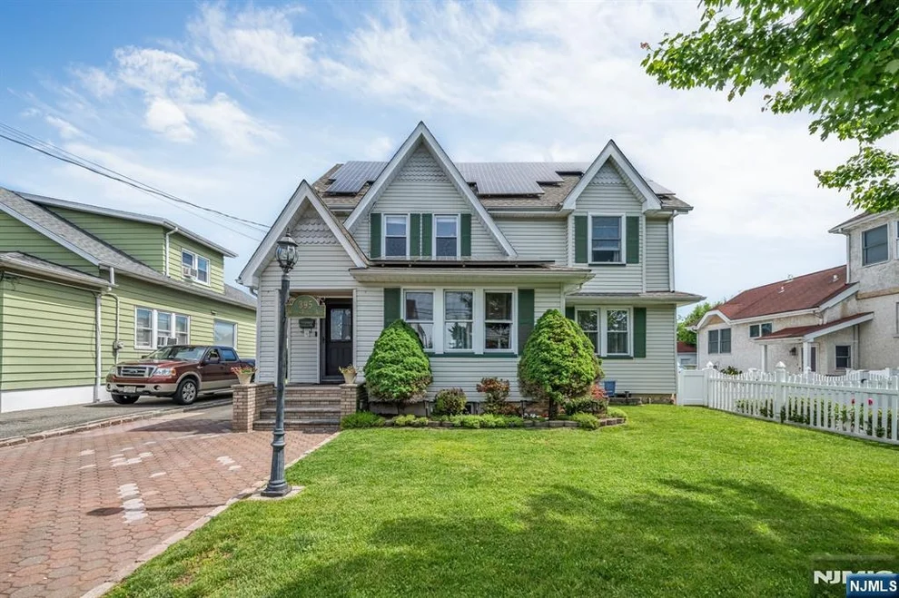 Unit for sale at 395 Wood Ridge, Wood Ridge, NJ 07075