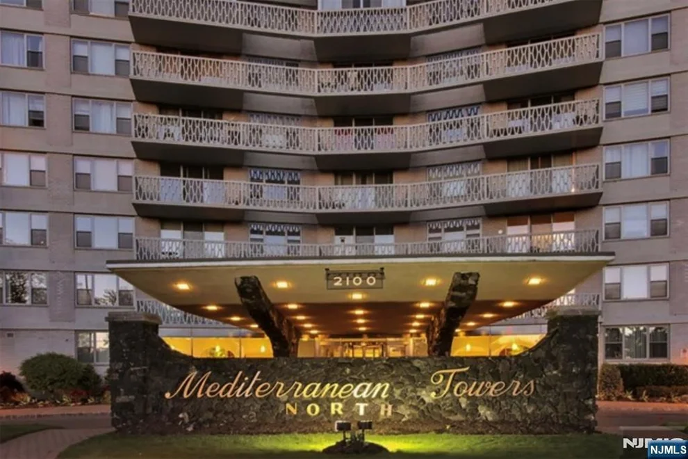 Unit for sale at 2100 Linwood, Fort Lee, NJ 07024