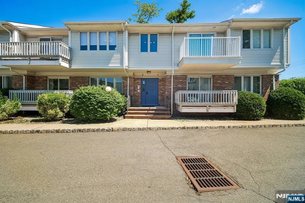 Unit for sale at 245 Main, Millburn, NJ 07041