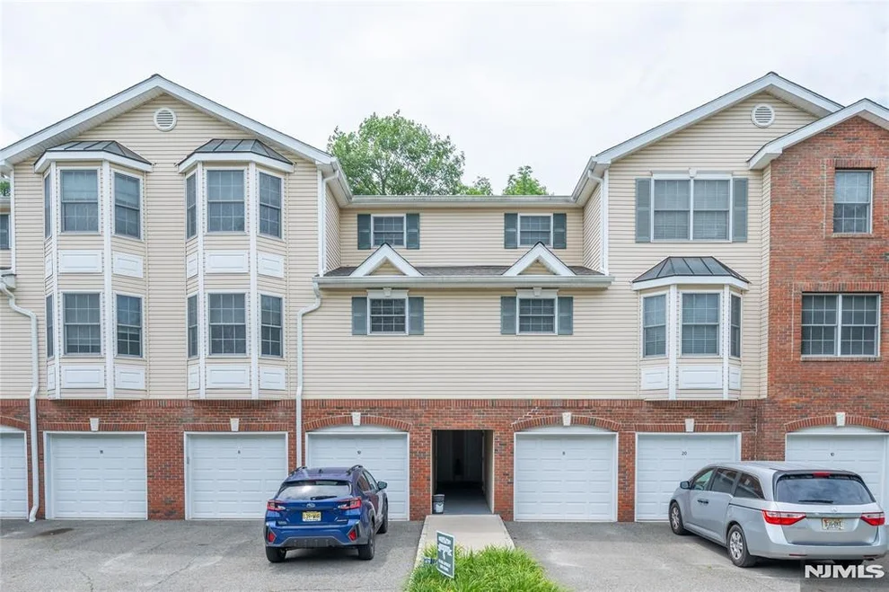 Unit for sale at 30-08 Federal Hill, Pompton Lakes, NJ 07442