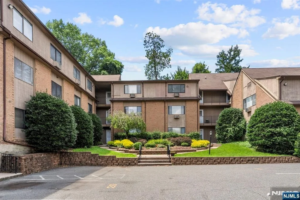 Unit for sale at 88 Boulevard, Passaic, NJ 07055
