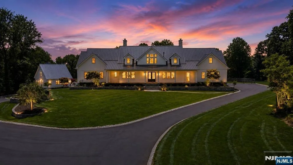 Unit for sale at 7 Homelands, Colts Neck, NJ 07722