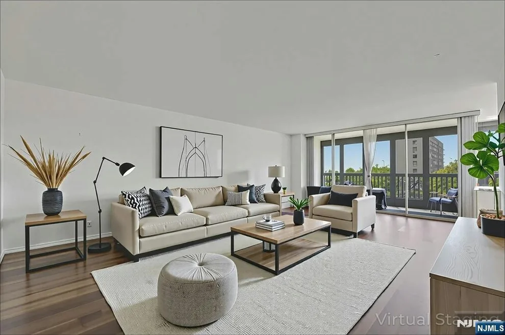 Unit for sale at 5 Horizon, Fort Lee, NJ 07024