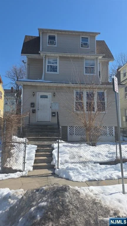Unit for sale at 94 Cedar, Newark, NJ 07106