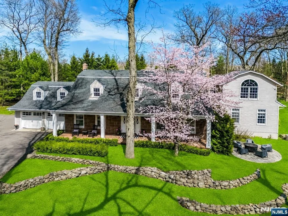 Unit for sale at 202 Chestnut Ridge, Saddle River, NJ 07458
