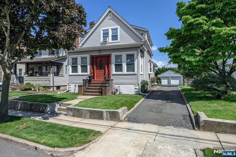Unit for sale at 716 4th, Lyndhurst, NJ 07071