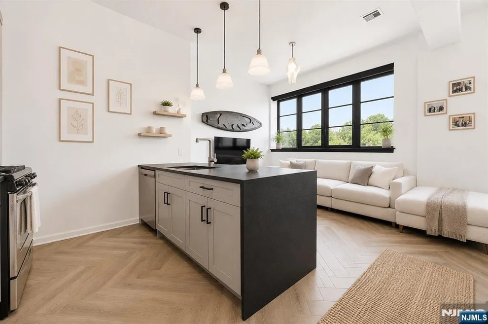 Unit for sale at 142 Charles, Jersey City, NJ 07307