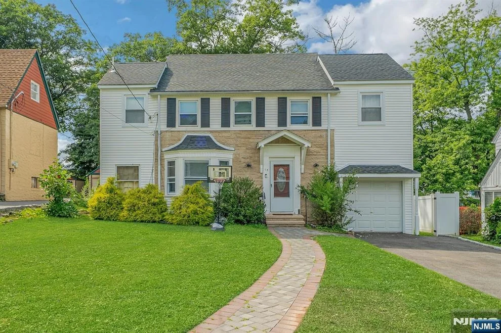 Unit for sale at 13 Dogwood, West Orange, NJ 07052