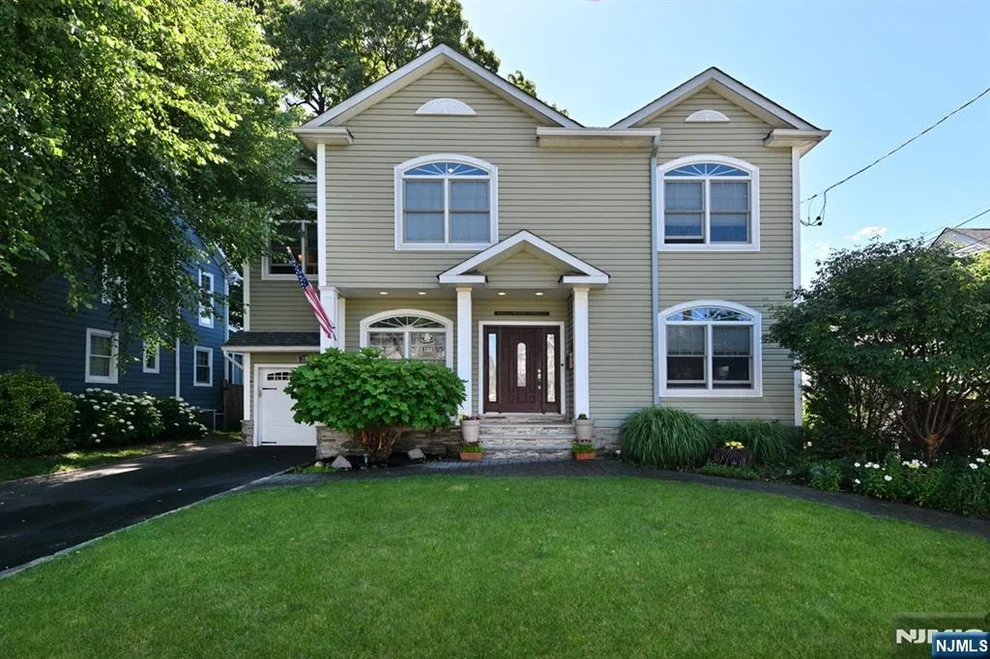 Unit for sale at 738 Grant, Maywood, NJ 07607