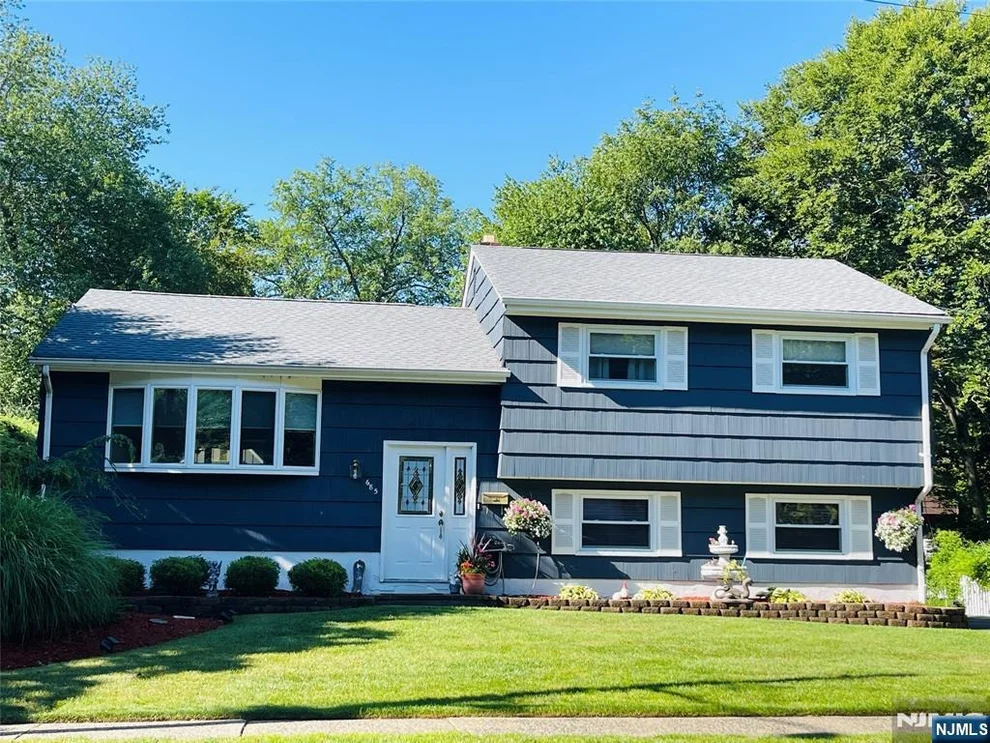 Unit for sale at 685 Lafayette, Westwood, NJ 07675