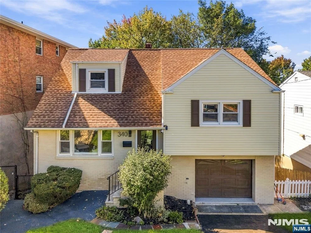 Unit for sale at 340 Northwood, Palisades Park, NJ 07650