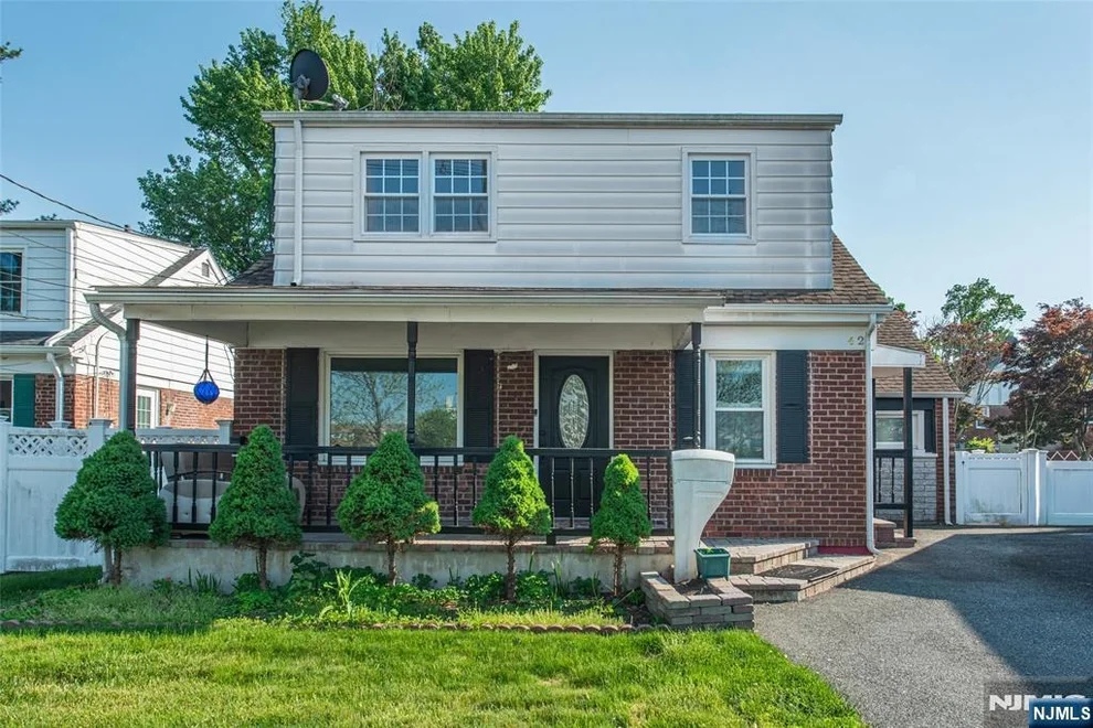Unit for sale at 42 Spring Valley, Maywood, NJ 07607