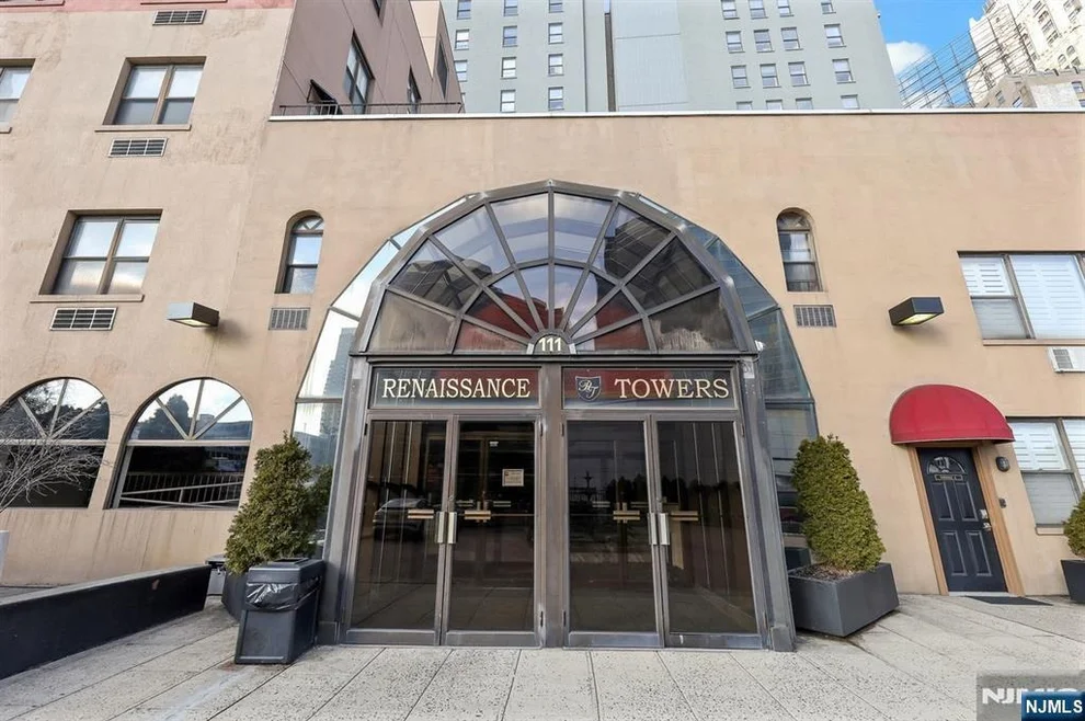 Unit for sale at 111 Mulberry, Newark, NJ 07102