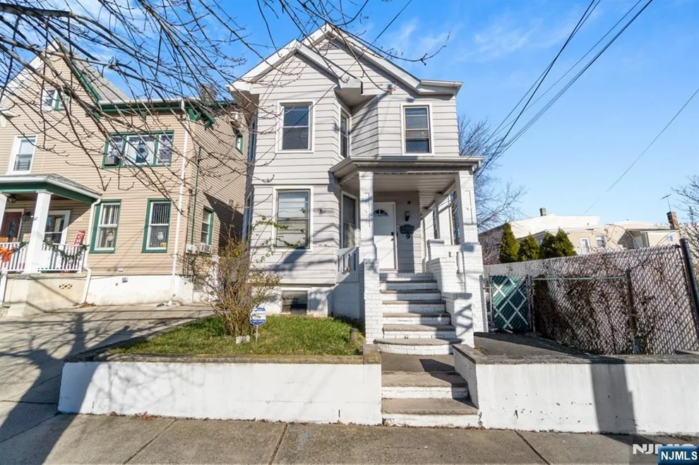 Unit for sale at 9 51st, Bayonne, NJ 07002