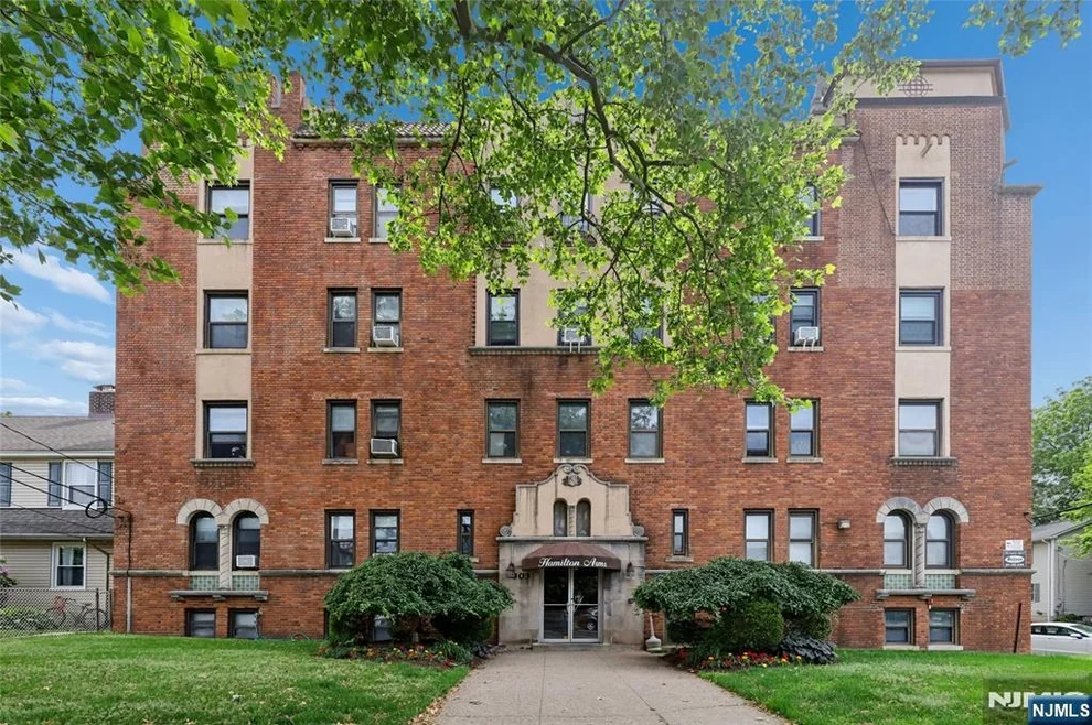 Unit for sale at 303 Hamilton, Hackensack, NJ 07601