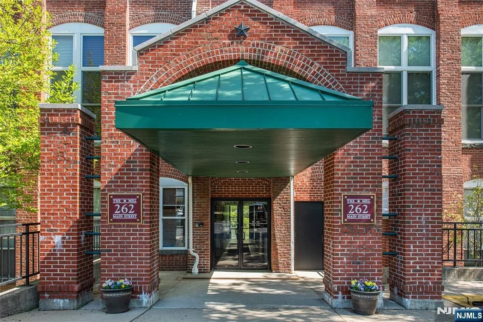 Unit for sale at 262 Main, Little Falls, NJ 07424