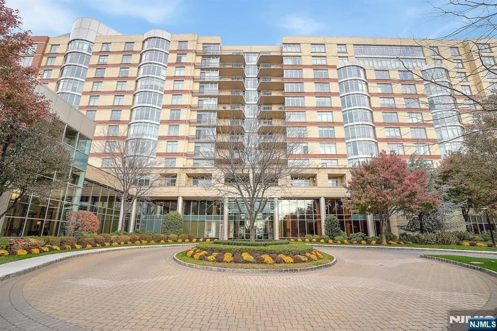 Unit for sale at 8100 River, North Bergen, NJ 07047