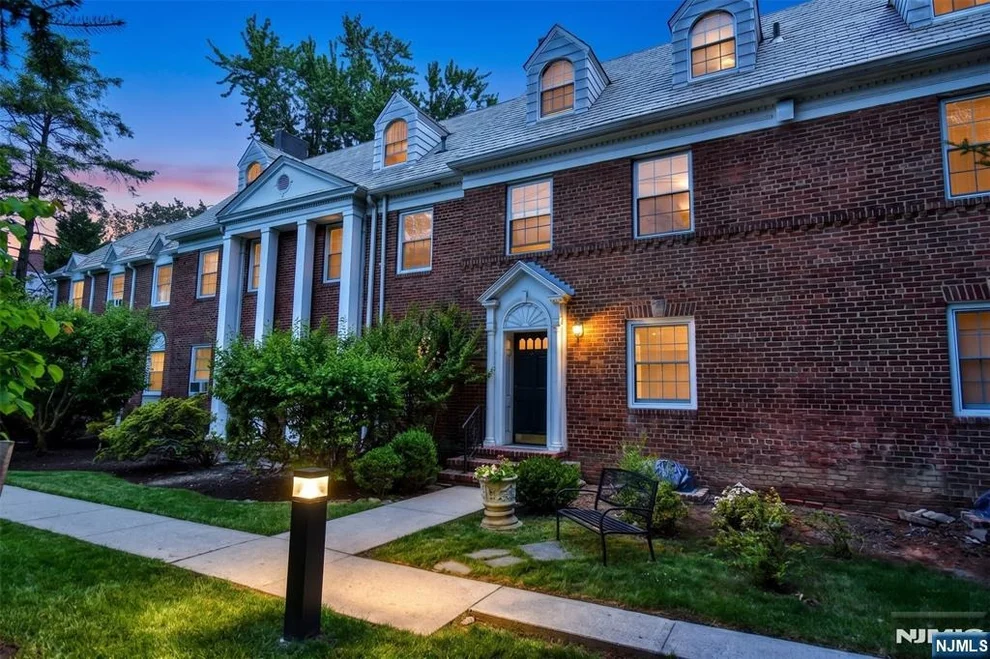 Unit for sale at 185 E Palisade, Englewood, NJ 07631