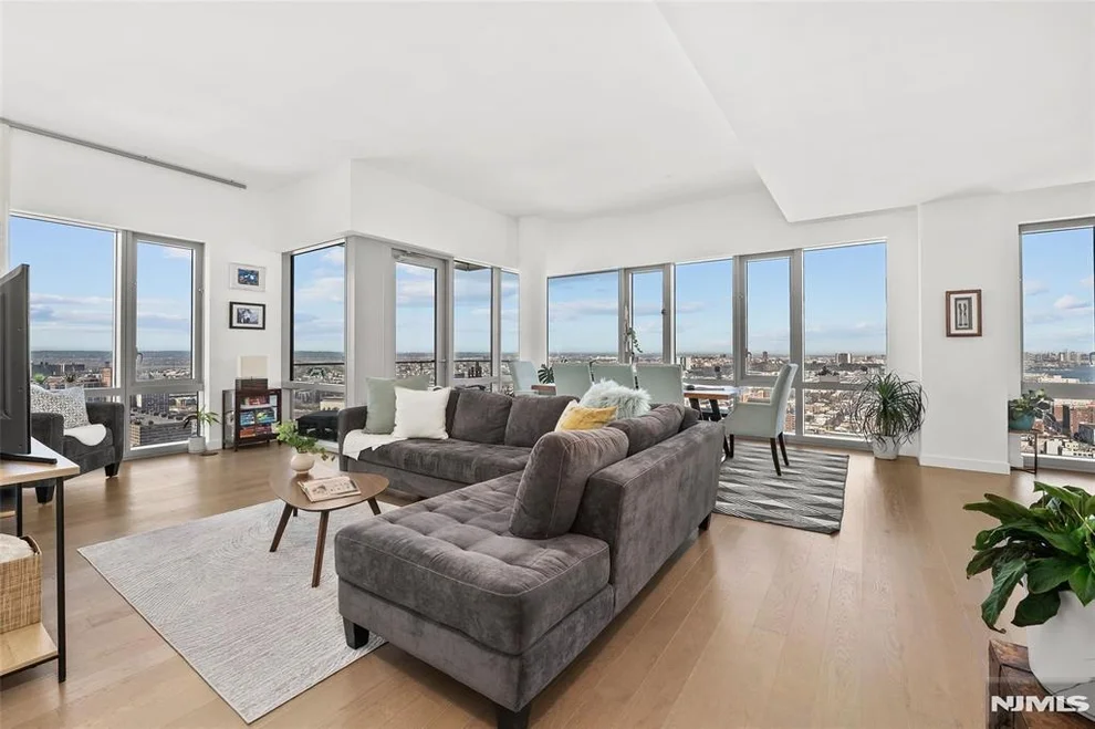 Unit for sale at 75 Park, Jersey City, NJ 07310